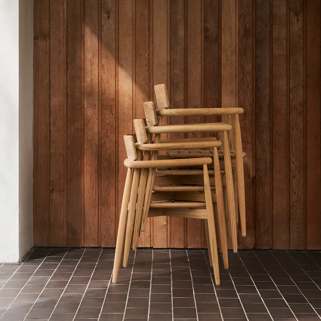 E008 Embrace Outdoor Dining Chair