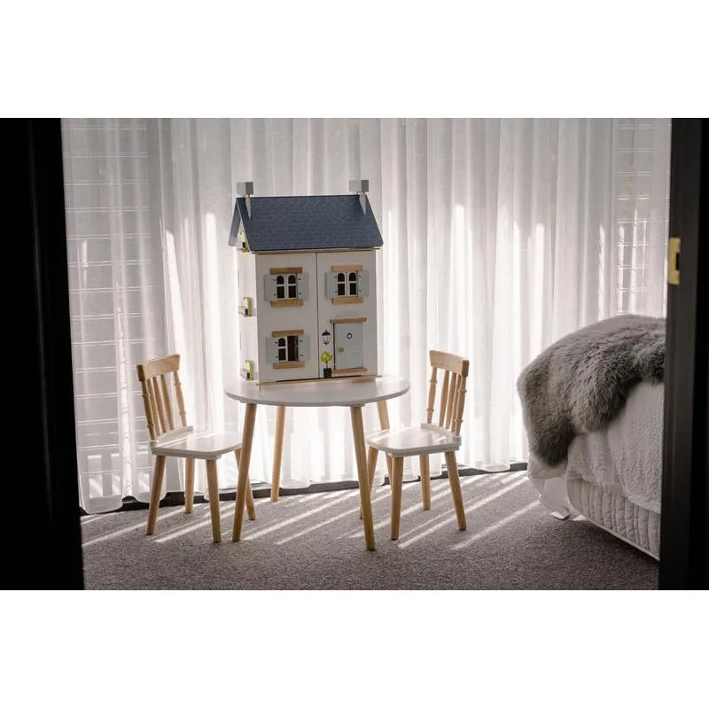 Honeybake Spindle Table and Chairs