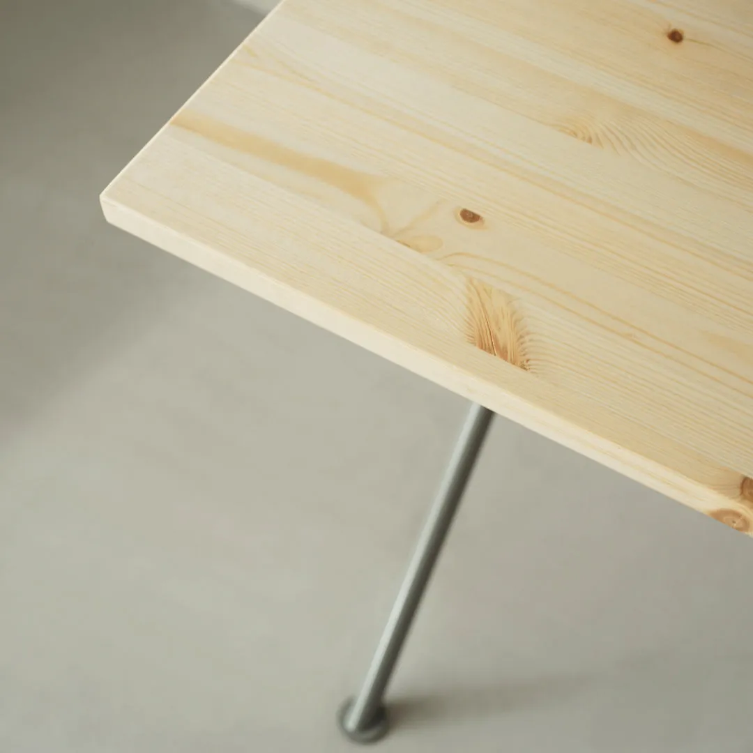 Kip Desk