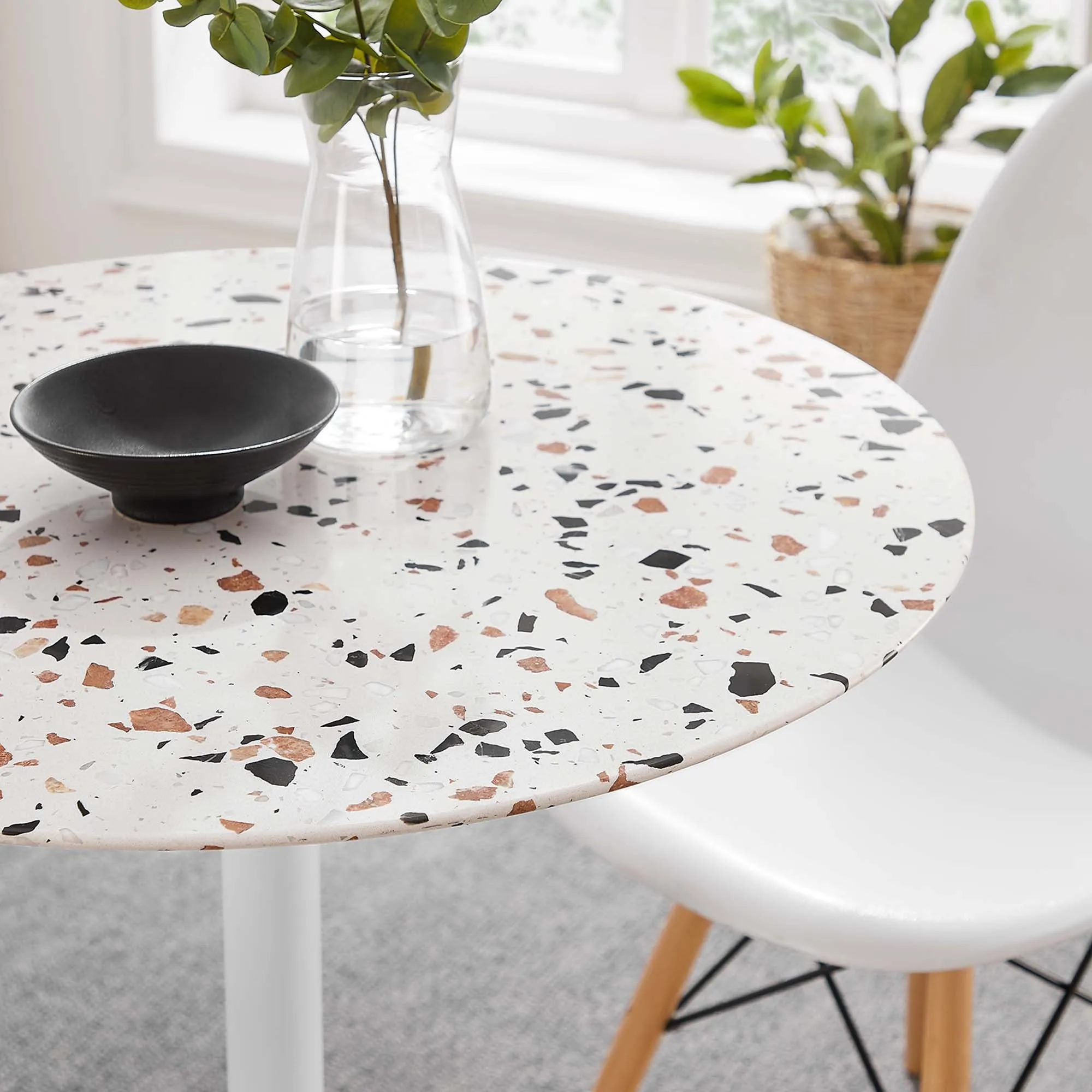 Lippa Round 28" Dining Table by Modway