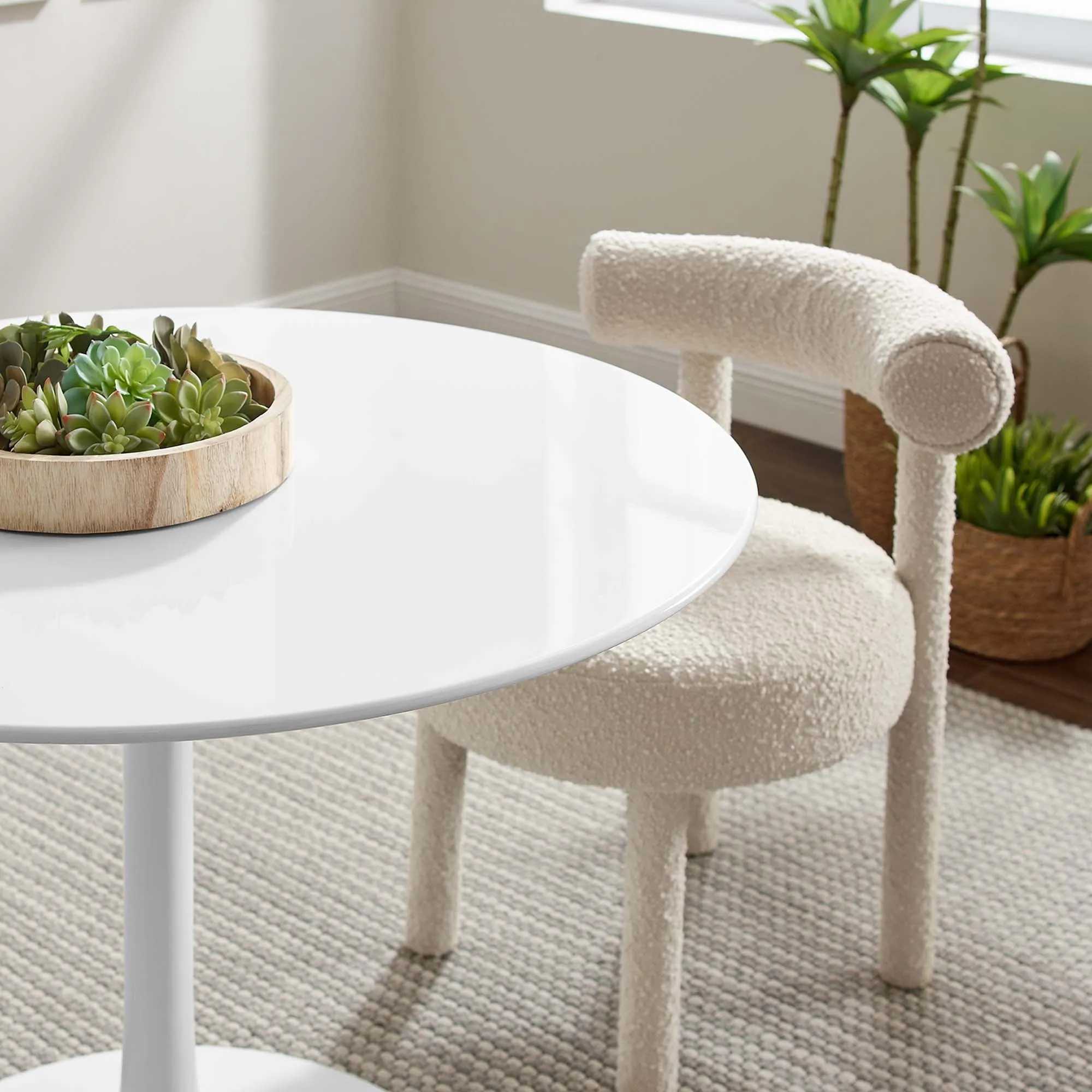 Lippa Round 40" Dining Table by Modway
