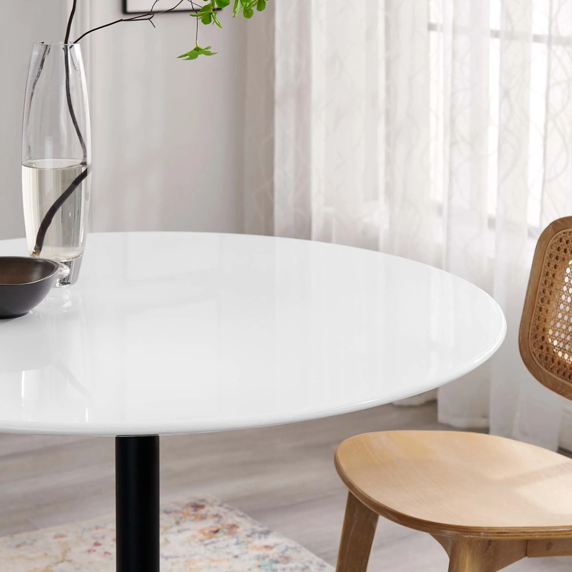 Lippa Round 40" Dining Table by Modway