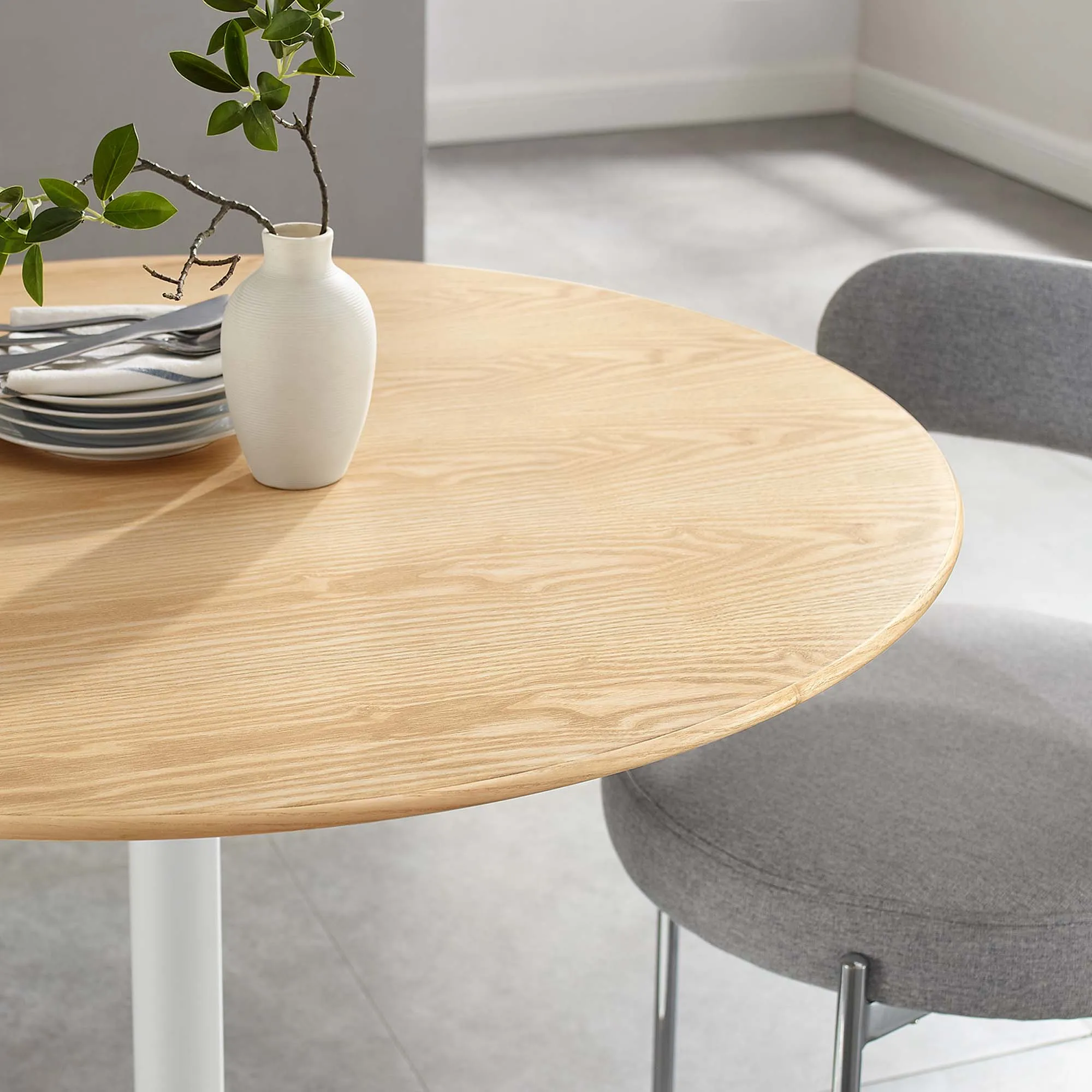 Lippa Round 40" Dining Table by Modway